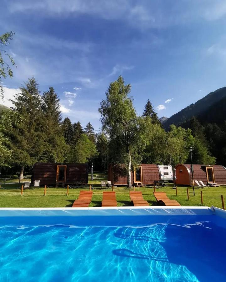 Chalet Presanella Temu Luaran gambar