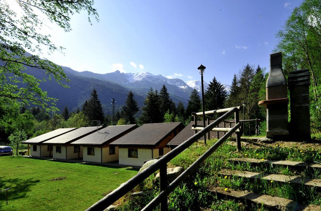 Chalet Presanella Temu Luaran gambar