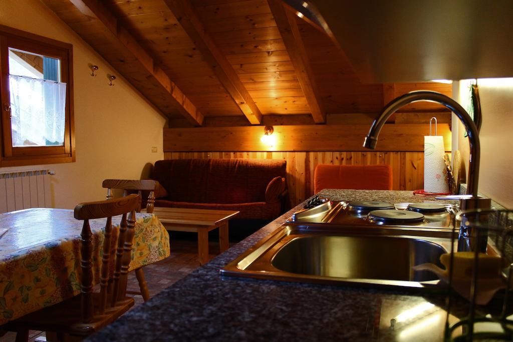 Chalet Presanella Temu Luaran gambar