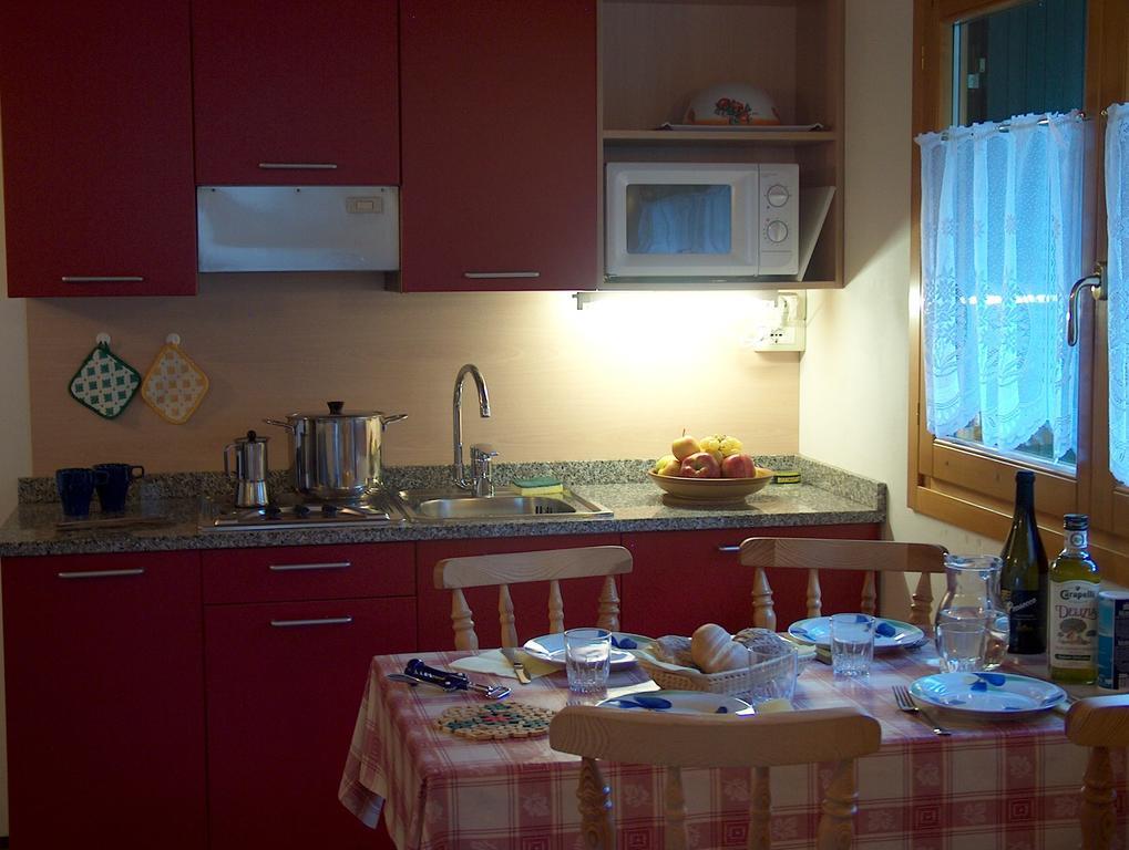 Chalet Presanella Temu Bilik gambar